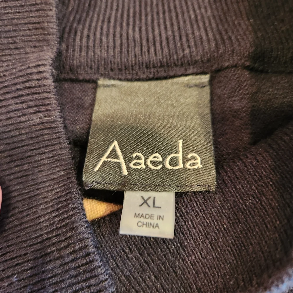 Aaeda Tan/Black/Cream Colorblock Mock Neck Sweater Size XL Ribbed Neck/Cuffs